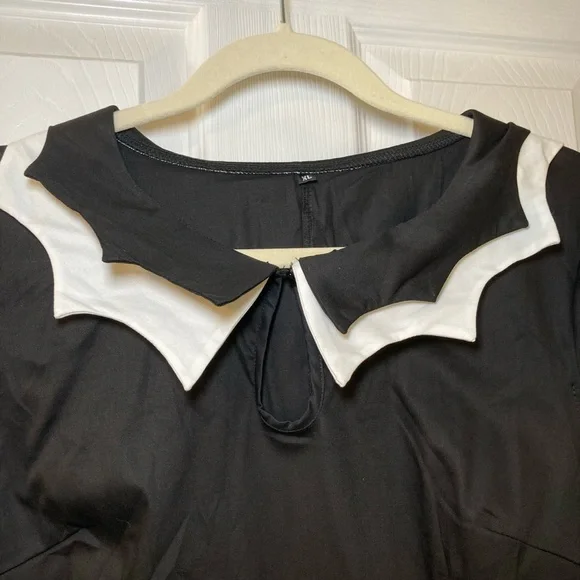 Black Dress with White Bat and Spiderweb Embroidered Accents Size XL - Picture 2 of 7